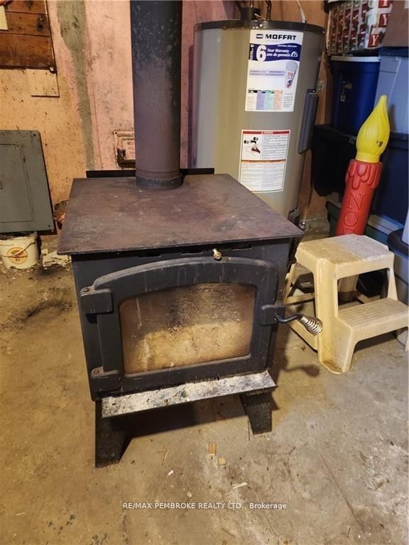 Listing Image 7