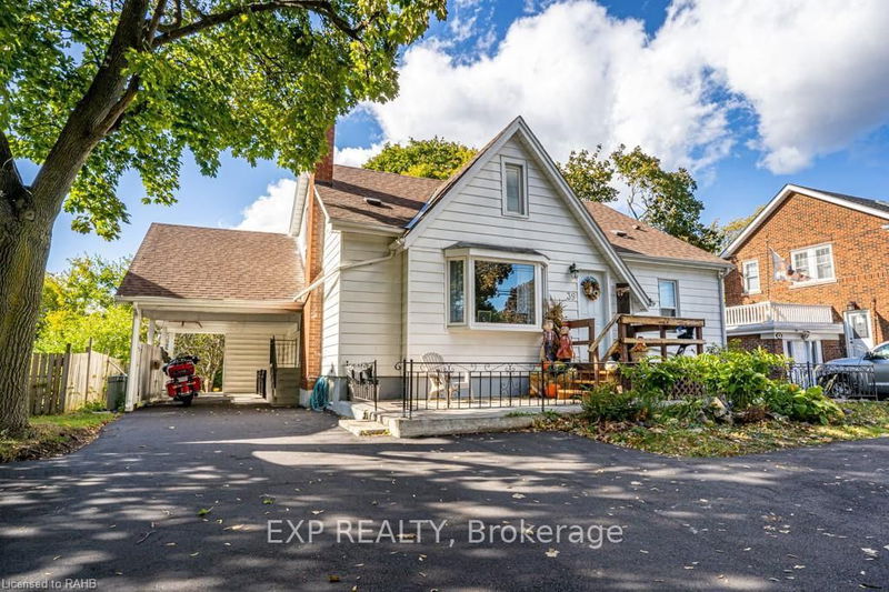 home for lease on Main Fl-39 Centennial Pkwy S