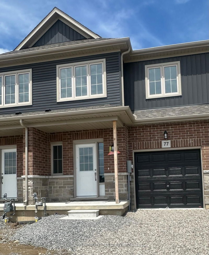 home for lease on 77 Lloyd Davies Way
