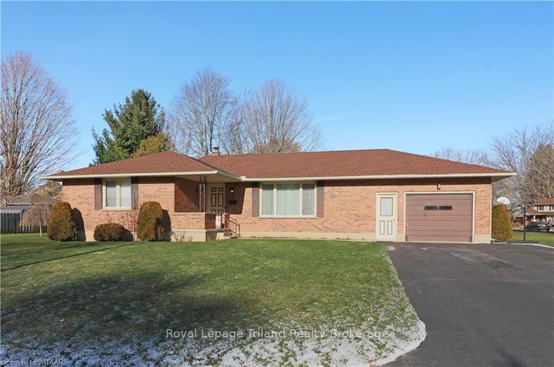 4 SEGAL Dr, Tillsonburg - Tillsonburg image-0-0