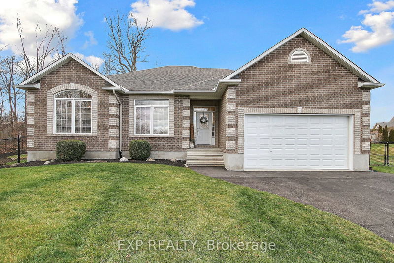 6654 Stillwood Dr, Manotick - Kars - Rideau Twp and Area - 8009 - North Gower image-0-0