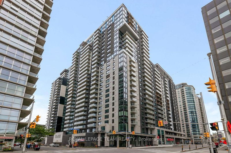 home for lease on 704-180 GEORGE Street