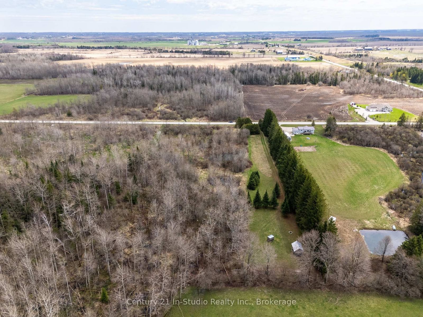 Listing Image 6