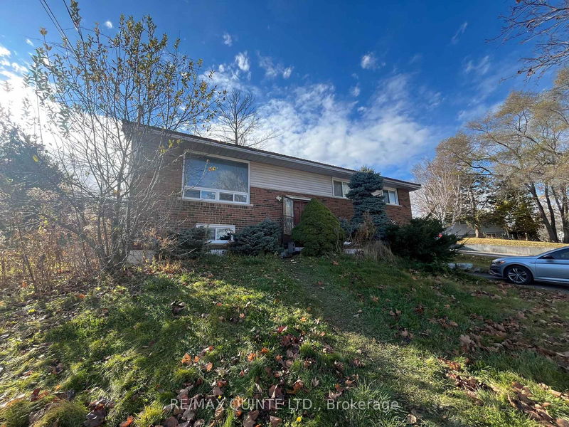 home for sale on 86 WALLBRIDGE Crescent