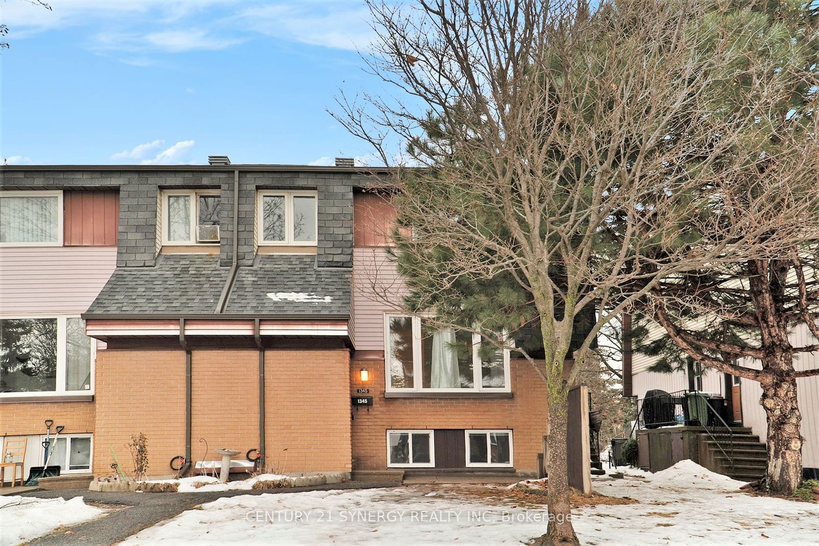 Townhouse leased at 65-1345 Birchmount Drive, Cyrville - Carson Grove - Pineview, 2204 - Pineview, K1B 5E3 - MLS: X11896316