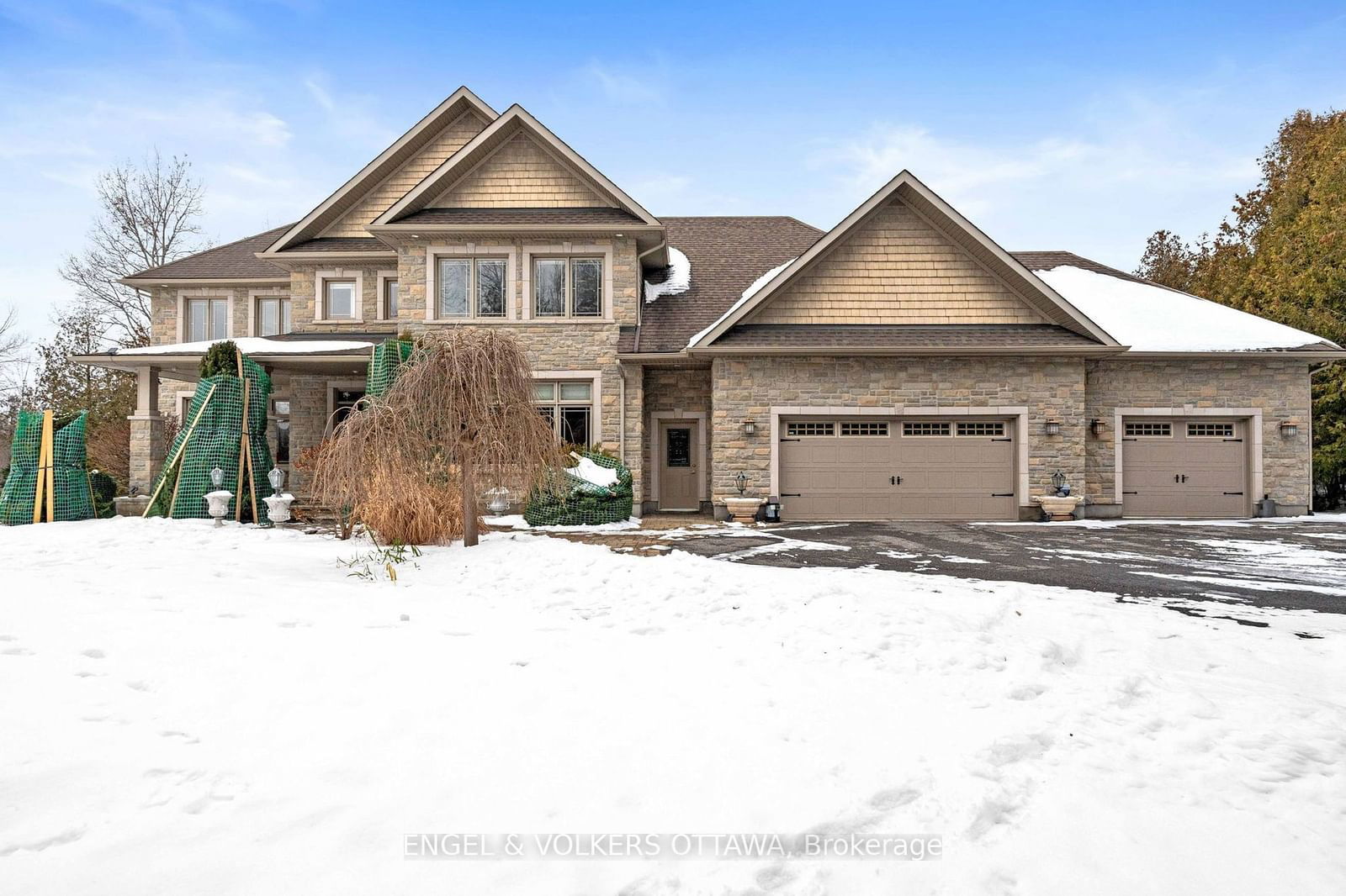 Detached House for sale at 5785 Longhearth Way, Manotick - Kars - Rideau Twp and Area, 8005 - Manotick East to Manotick Station, K4M 1M2 - MLS: X11896368