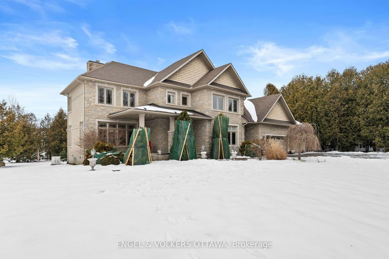 Detached House for sale at 5785 Longhearth Way, Manotick - Kars - Rideau Twp and Area, 8005 - Manotick East to Manotick Station, K4M 1M2 - MLS: X11896368