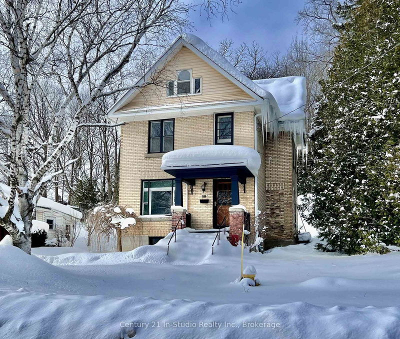 home for sale on 1588 5th A Avenue W
