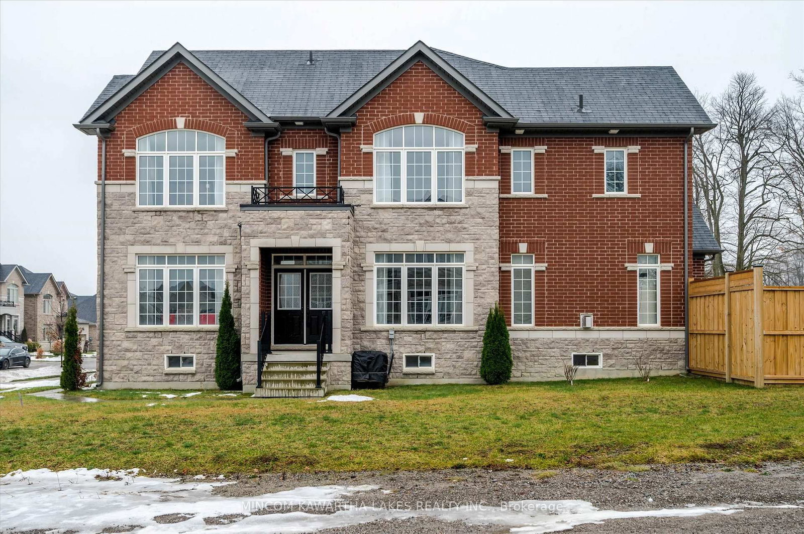 Listing Image 3