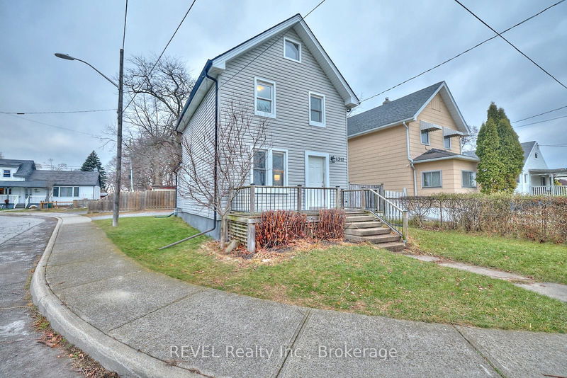 4317 Buttrey St, Niagara Falls - 210 - Downtown image-0-0