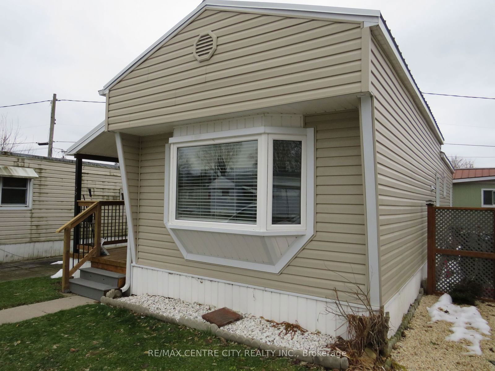 Mobile/Trailer for sale at 56-198 Springbank Drive, London, South D, N6J 1G1 - MLS: X11897507