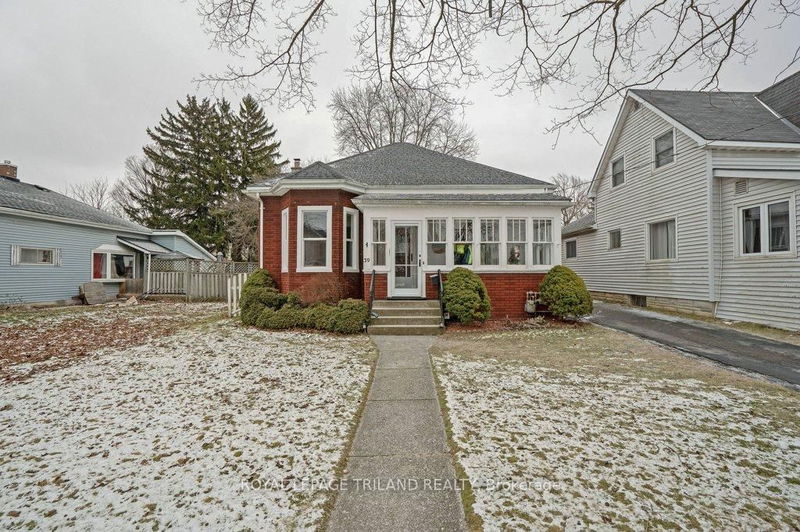 home for sale on 39 Woodworth Avenue