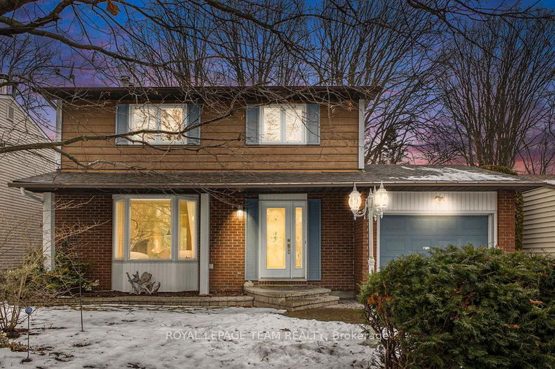 home for sale on 194 Barrow Crescent N