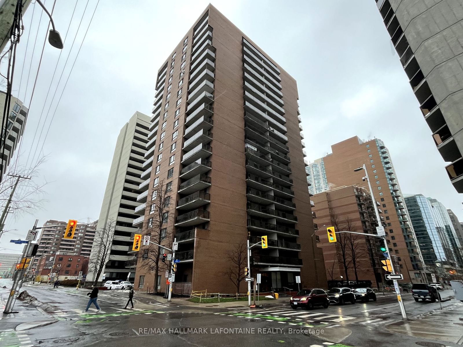 Condo for lease at 302-475 Laurier Avenue, Ottawa Centre, 4101 - Ottawa Centre, K1R 7X1 - MLS: X11897893