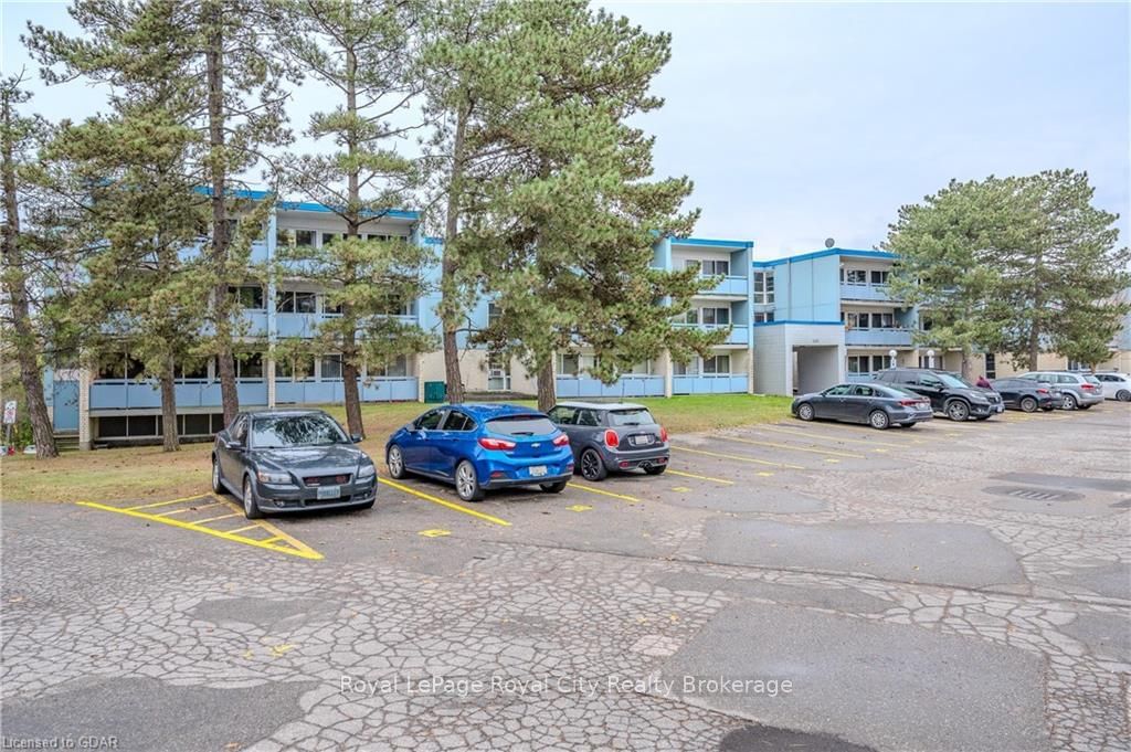 Condo for sale at 312-105 CONROY Crescent, Guelph, College, N1G 2V5 - MLS: X11898428