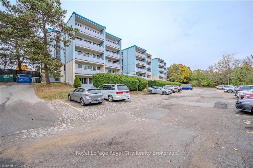 Condo for sale at 312-105 CONROY Crescent, Guelph, College, N1G 2V5 - MLS: X11898428