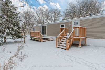 Unit Unit 18 — 75049 Hensall Rd, Huron East -  image-0-3