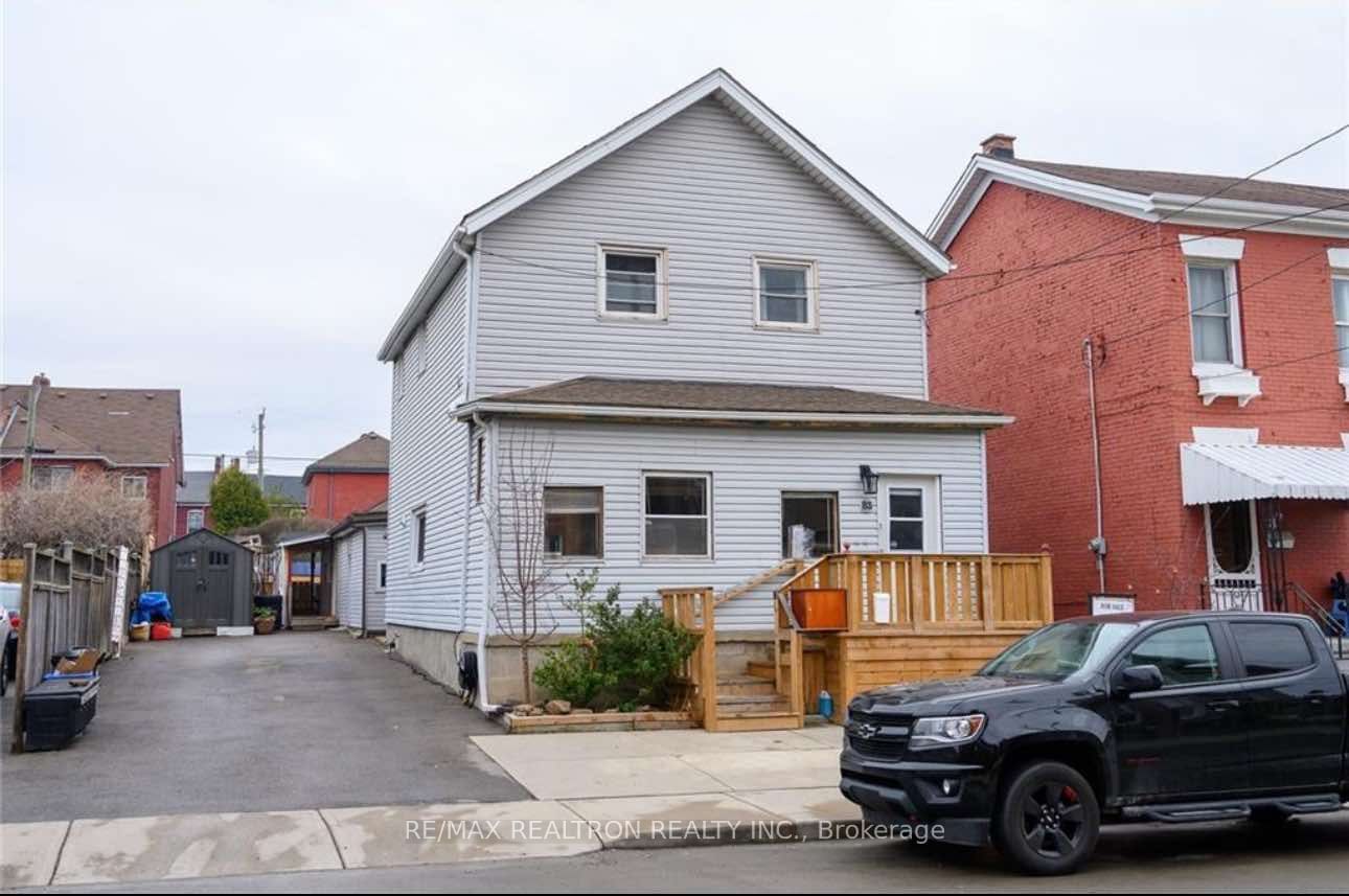 Building at 83 Magill Street, Hamilton, Strathcona