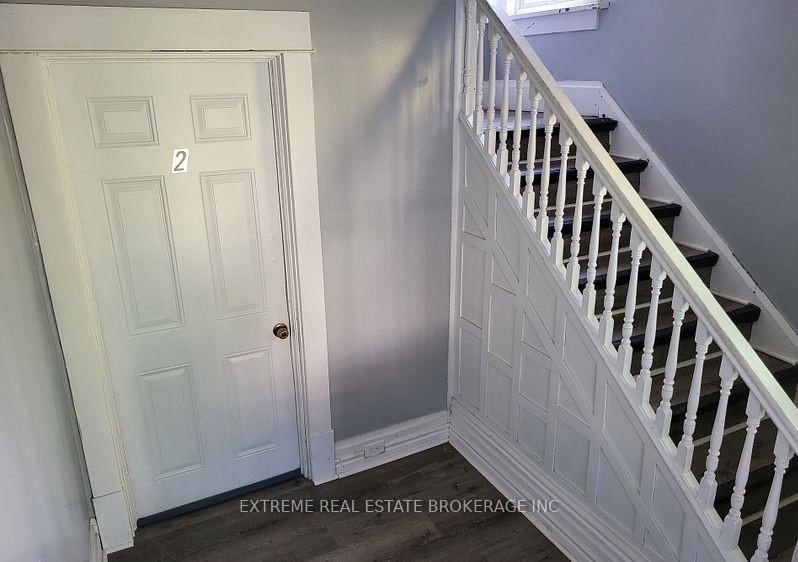Upper - 221 Hellems Ave, Welland, L3B 3B6 | Image 2