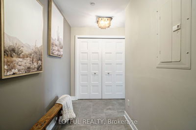 Unit 809 — 200 INLET PRIVATE, Orleans - Cumberland and Area - 1101 - Chatelaine Village image-0-2