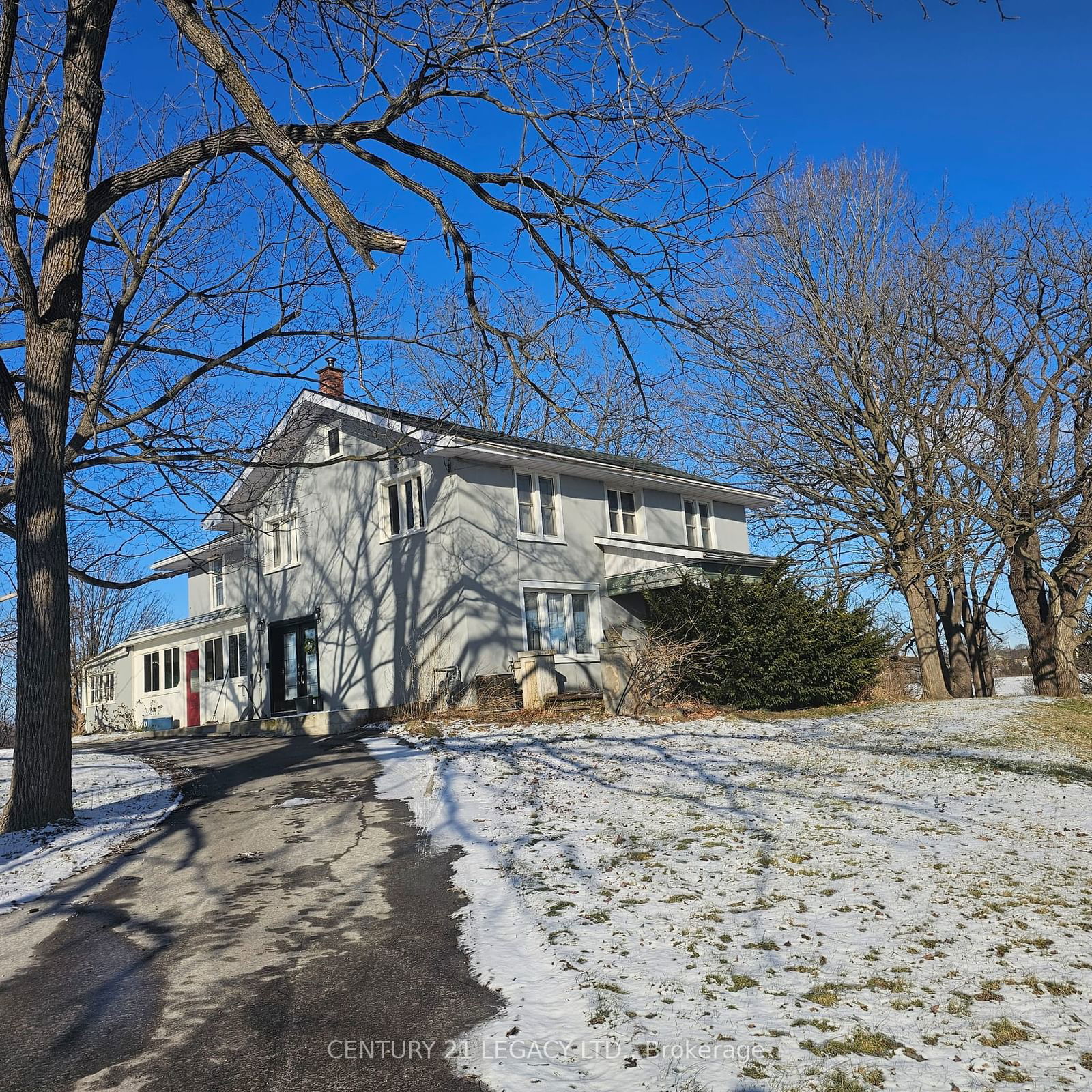 Building at 1642 Colborne Street, Brant, Brantford Twp