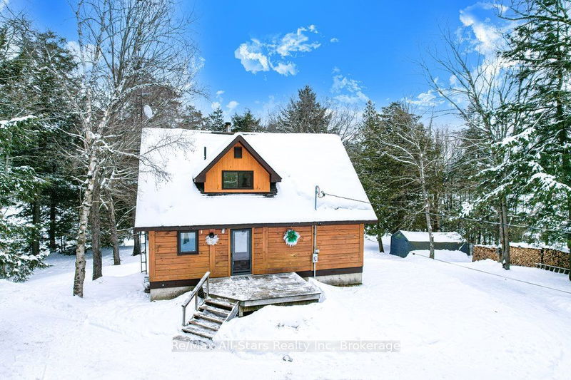 1058 Algonquin Outfitters Rd, Algonquin Highlands -  image-0-0