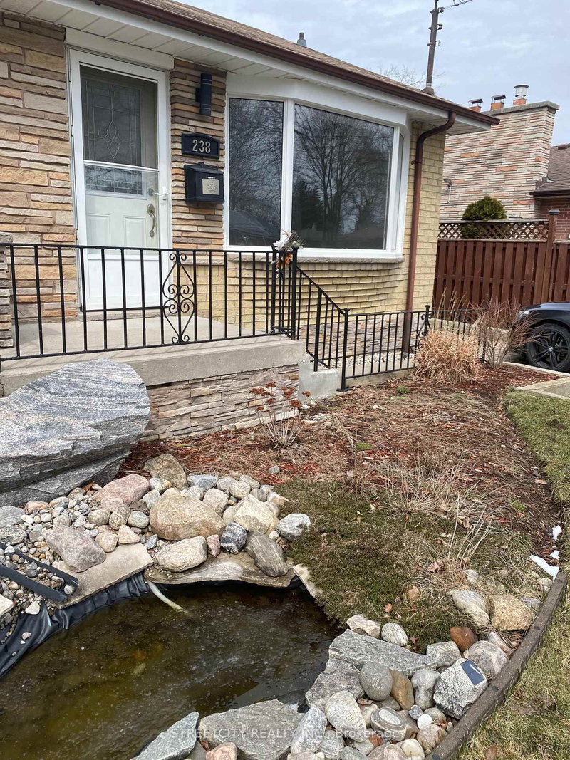 238 Burnside Dr, London East, N5V 1B9 | Image 2