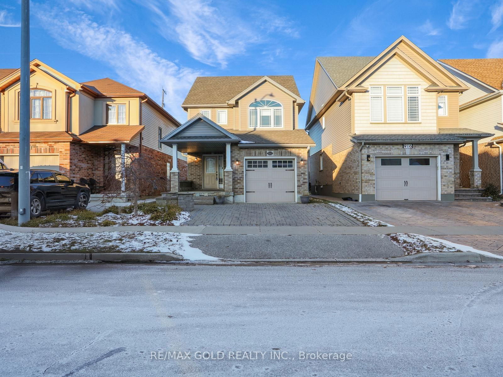 Detached House leased at (Lease)-920 Dunblane Court, Kitchener, N2R 1W9 - MLS: X11901486