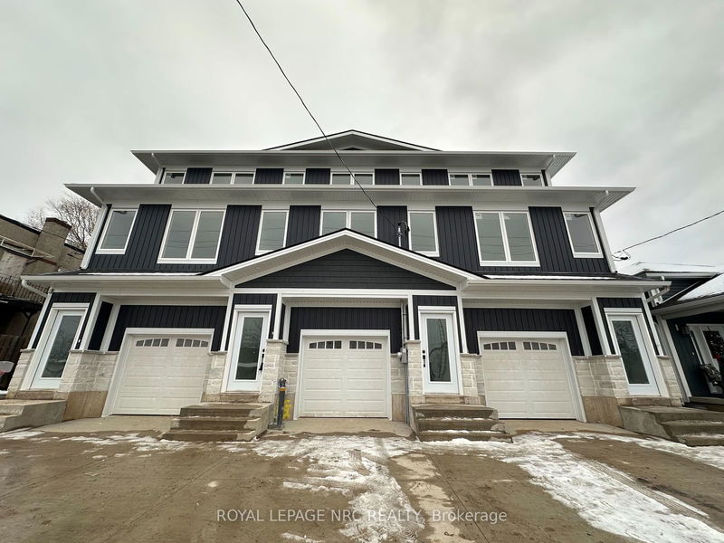 home for lease on 105B-105 Southworth Street N