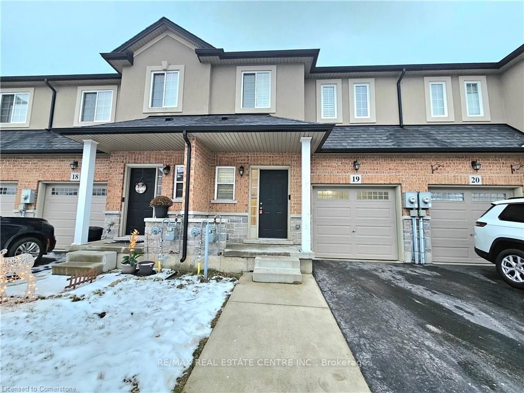 Townhouse for lease at 19-9 Hampton Brook Way, Hamilton, Mount Hope, L0R 1W0 - MLS: X11901682