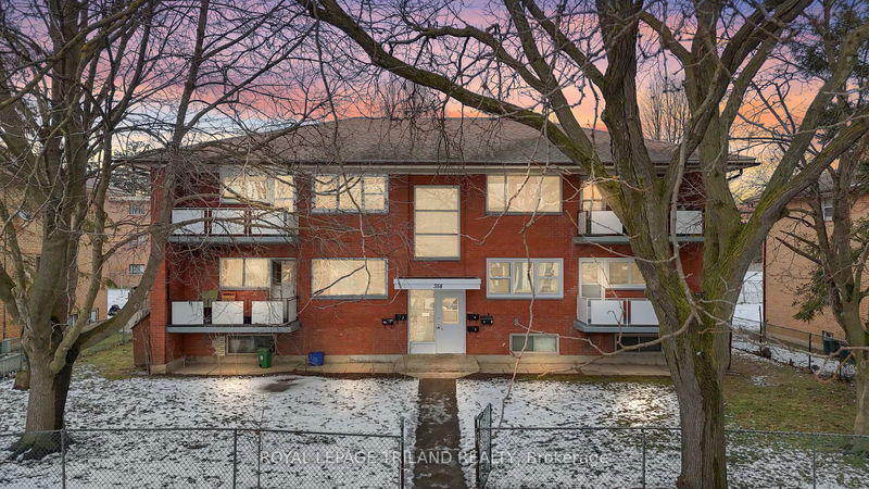 home for lease on 1-358 Hilton Avenue
