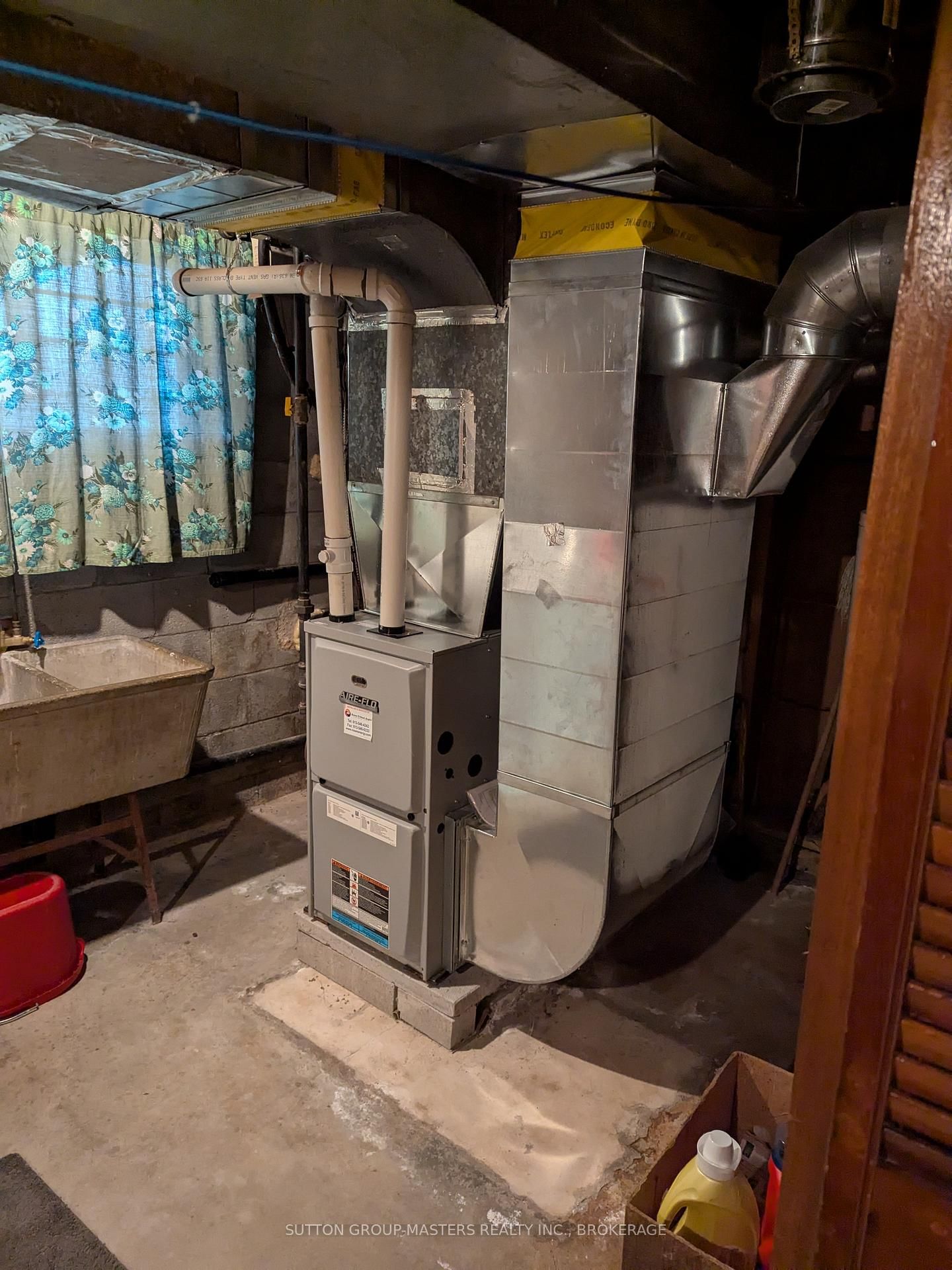 Listing Image 19