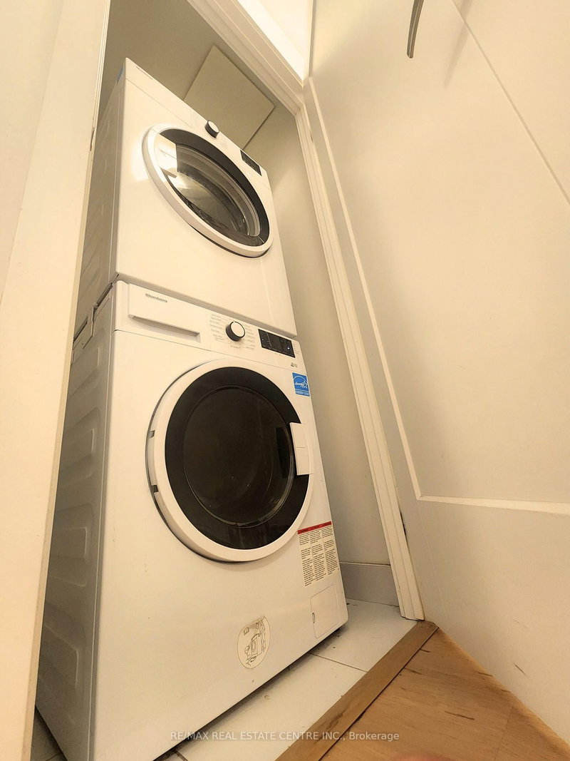 F14 - 20 Palace St, Kitchener, N2E 0J3 | Image 3