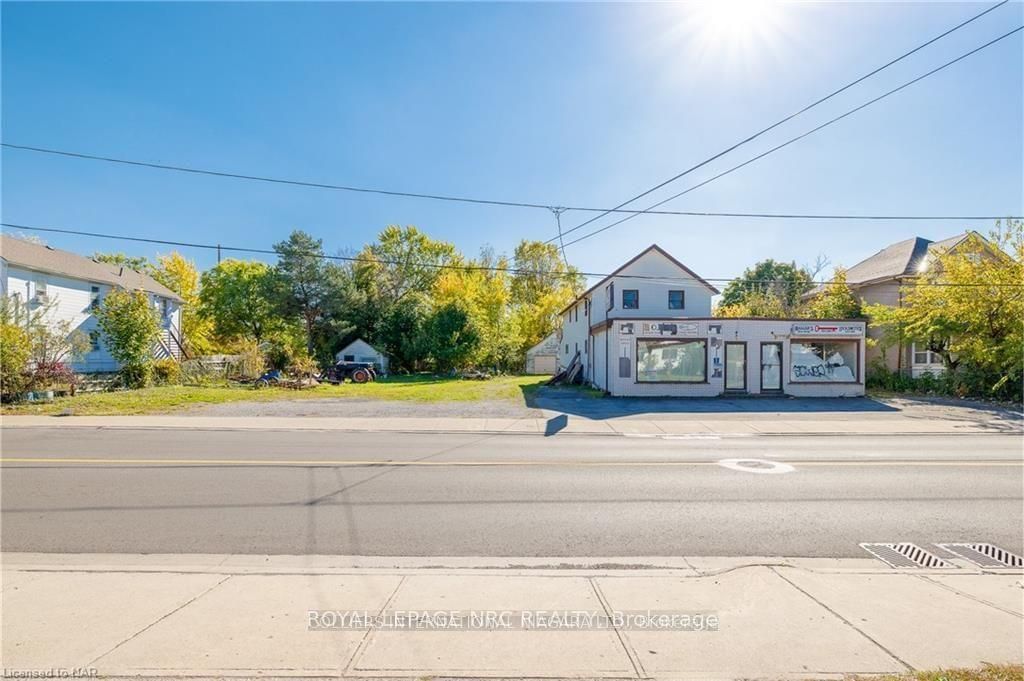 Building at 4986 Bridge Street, Niagara Falls, 211 - Cherrywood