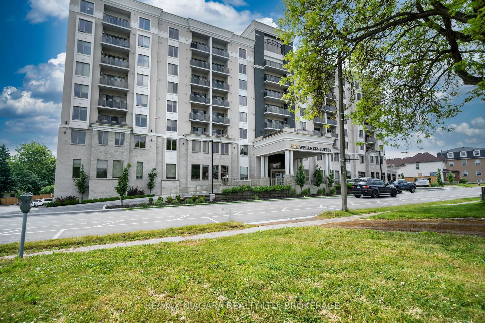 Condo leased at 701-5698 Main Street, Niagara Falls, L2G 0Z2 - MLS: X11903294