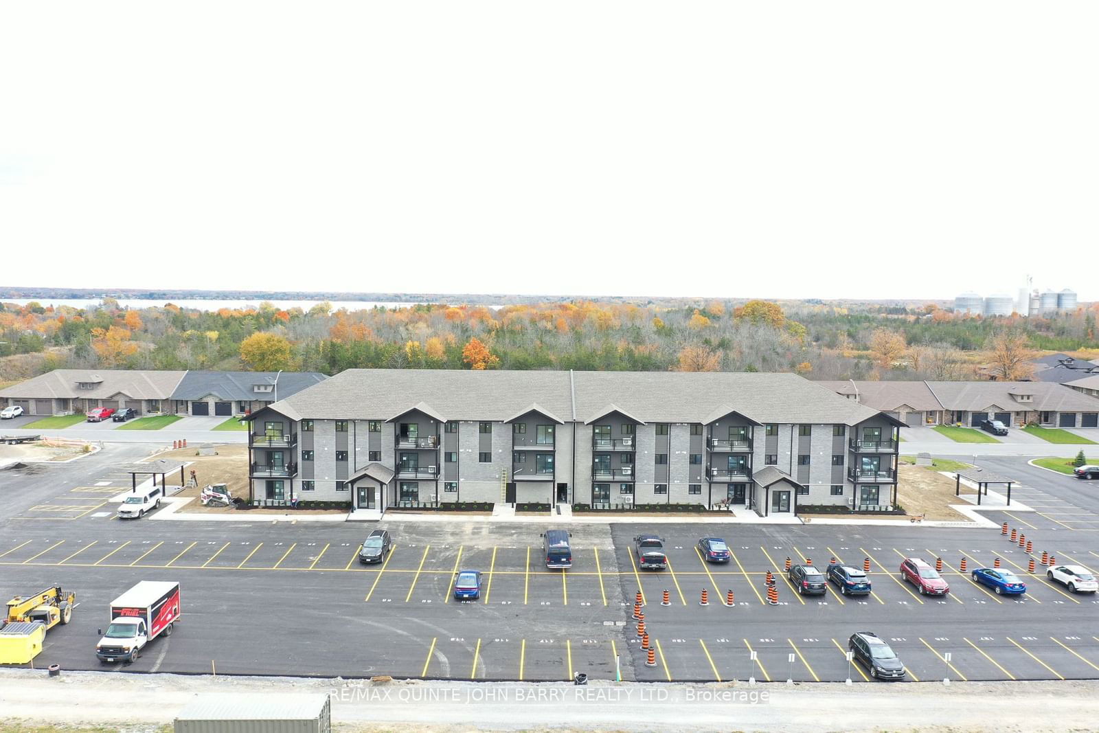 Condo for sale at 306-20 Hillside Meadow Drive, Quinte West, K8V 0J7 - MLS: X11903373