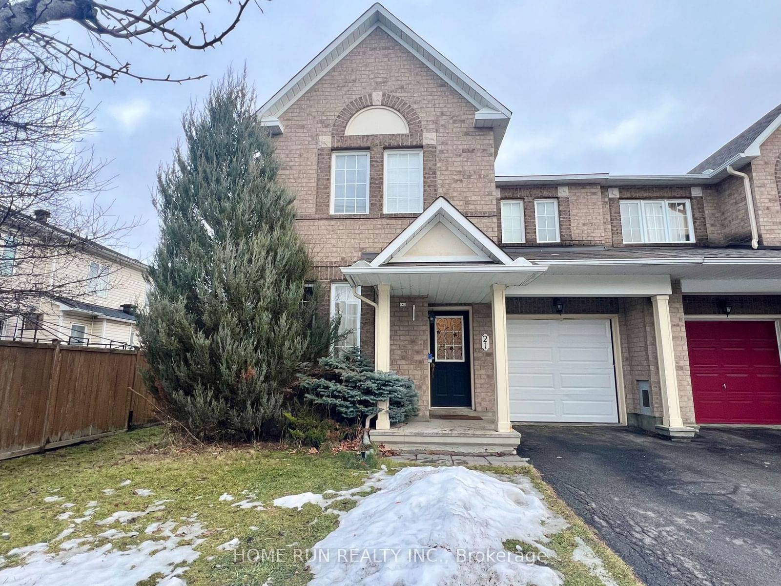 Townhouse leased at 21 Karendale Street, Barrhaven, 7710 - Barrhaven East, K2G 6V7 - MLS: X11903494