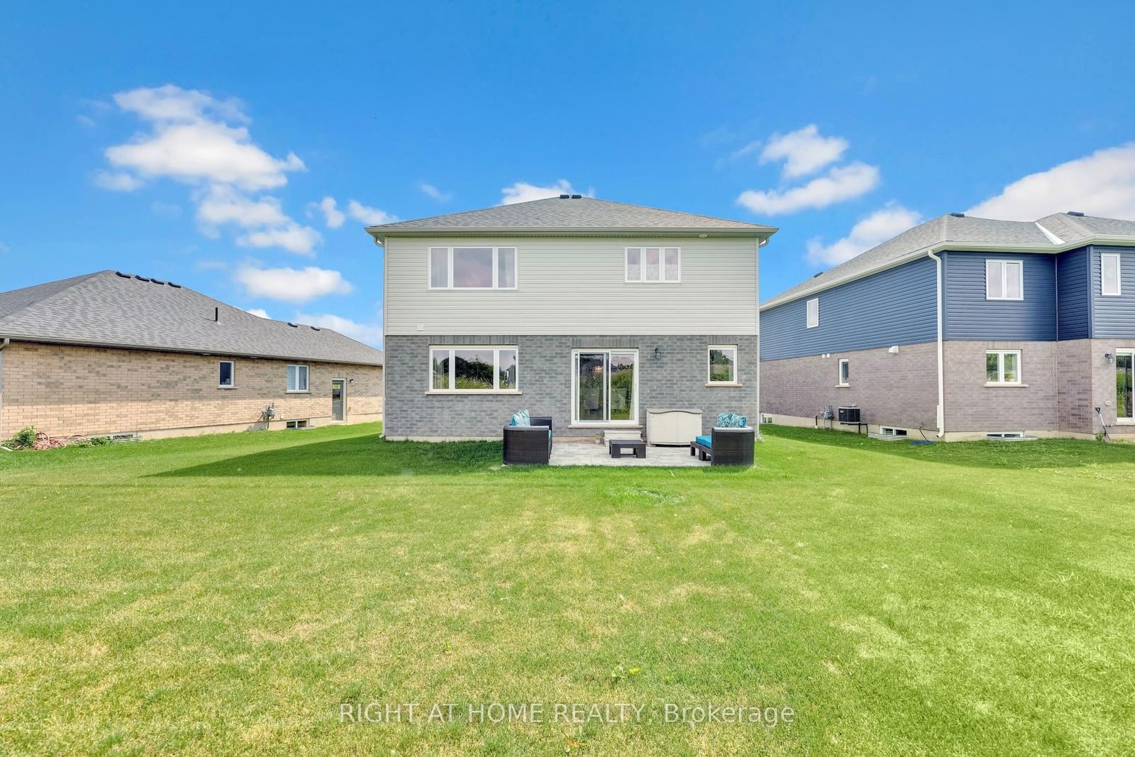 Listing Image 17
