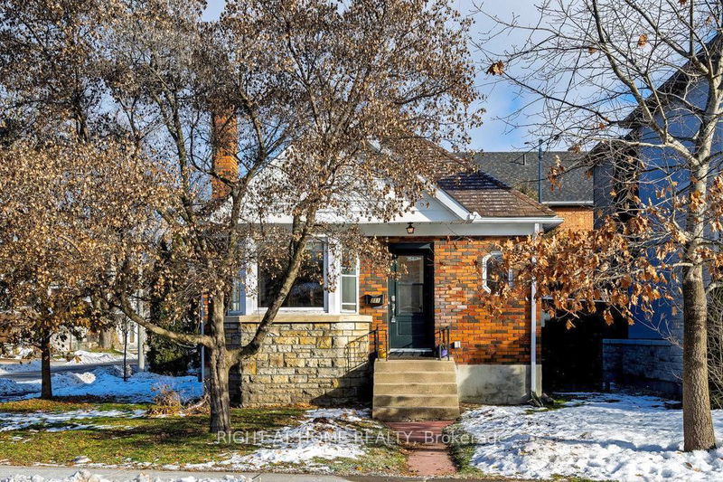 home for sale on 211 MCGILLIVRAY Street