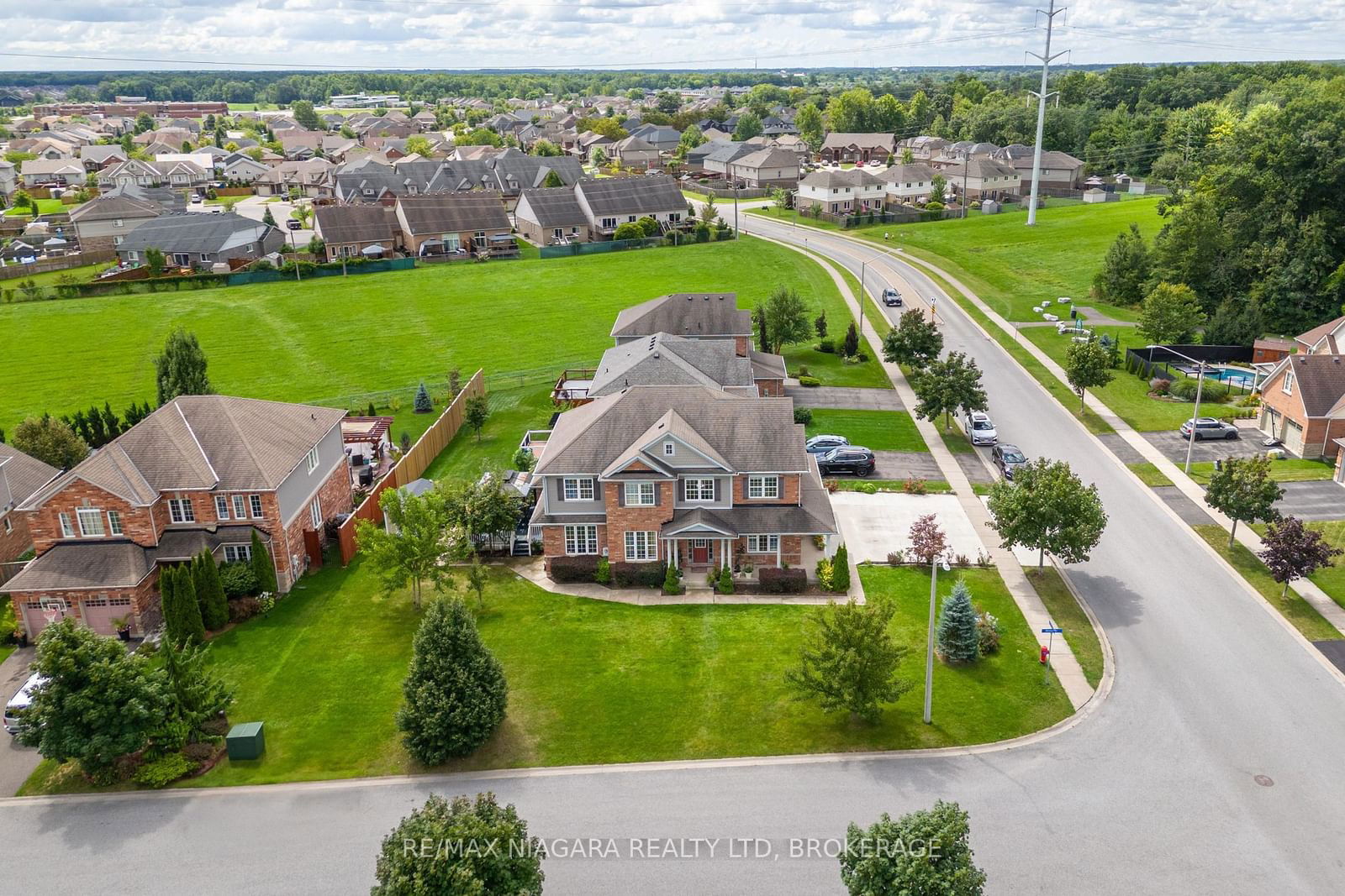 Building at 8760 Milomir Street, Niagara Falls, 219 - Forestview