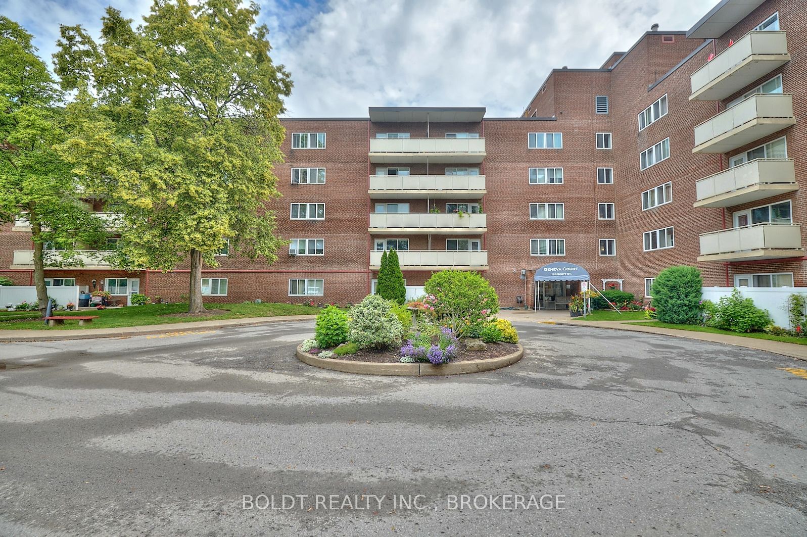 Building at 198 Scott Street, St. Catharines, 446 - Fairview