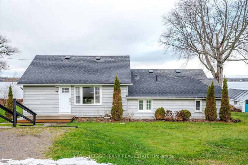 798 Simcoe St, Smith-Ennismore-Lakefield - Rural Smith-Ennismore-Lakefield image-0-0