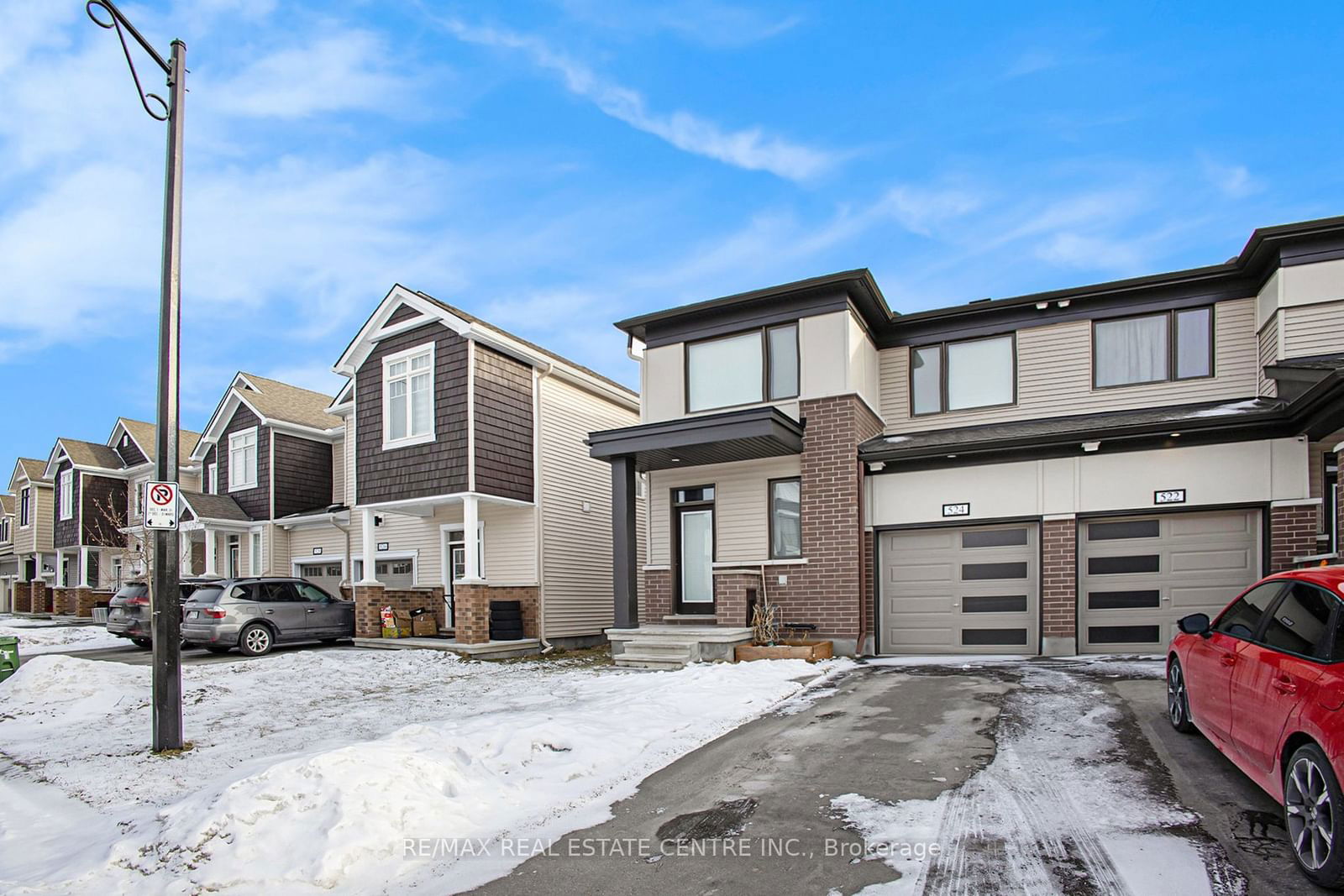 Townhouse sold at 524 Filly Terrace, Stittsville - Munster - Richmond, 8204 - Richmond, K0A 2Z0 - MLS: X11904660