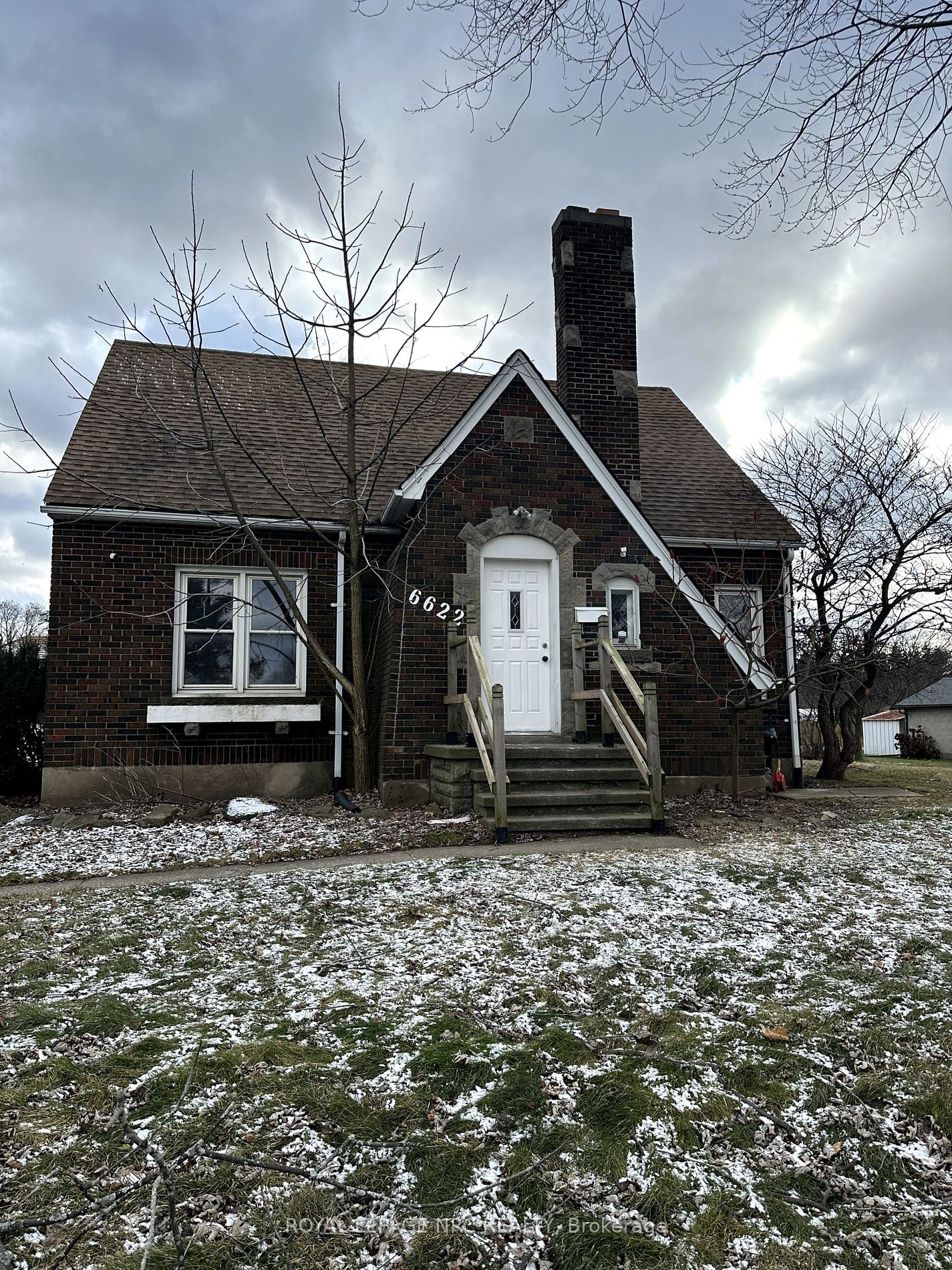 Semi-Detached House leased at 1-6622 Thorold Stone Road, Niagara Falls, 212 - Morrison, L2J 1B3 - MLS: X11904706