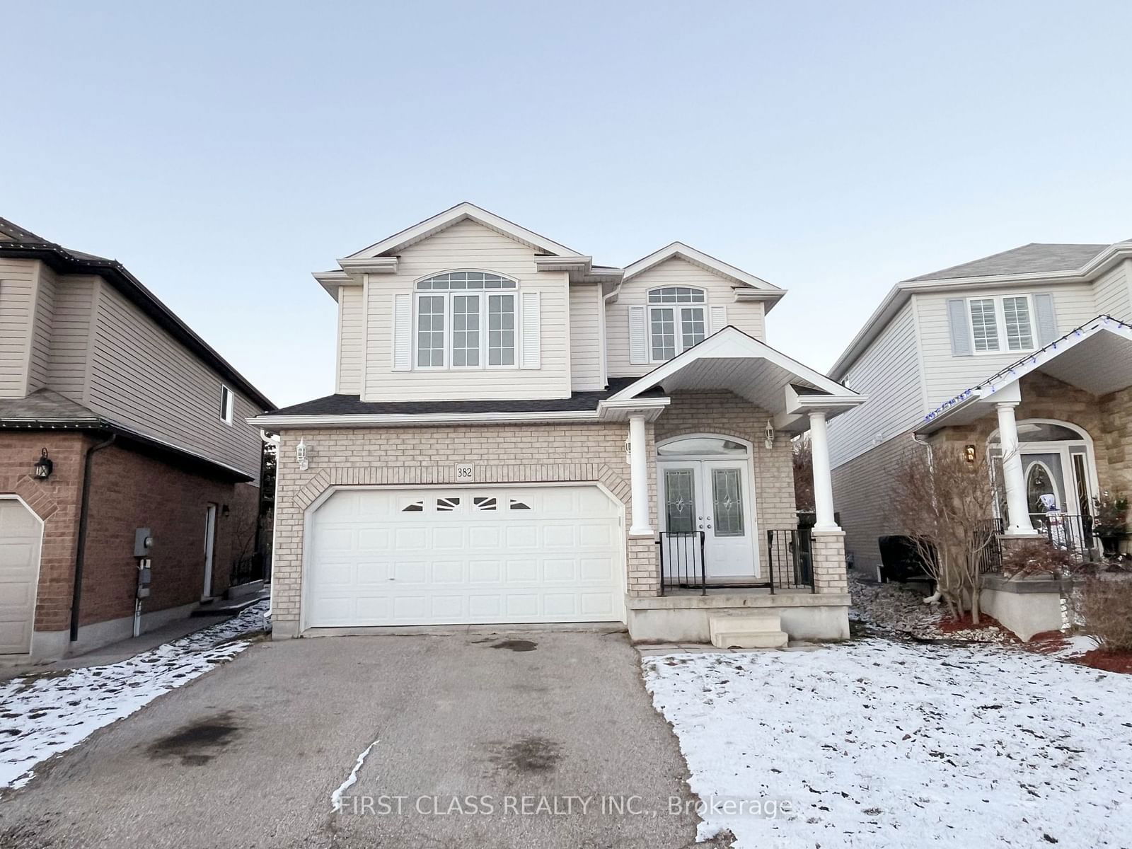 Detached House sold at 382 TEALBY Crescent, Waterloo, N2J 0A1 - MLS: X11904719