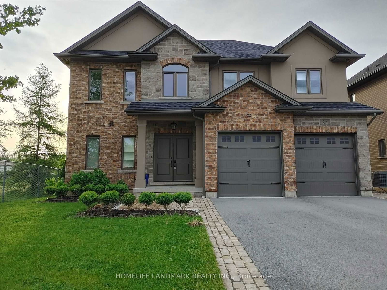 Detached House for sale at 34 Forest Ridge Court, Welland, 769 - Prince Charles, L3C 0C2 - MLS: X11905027