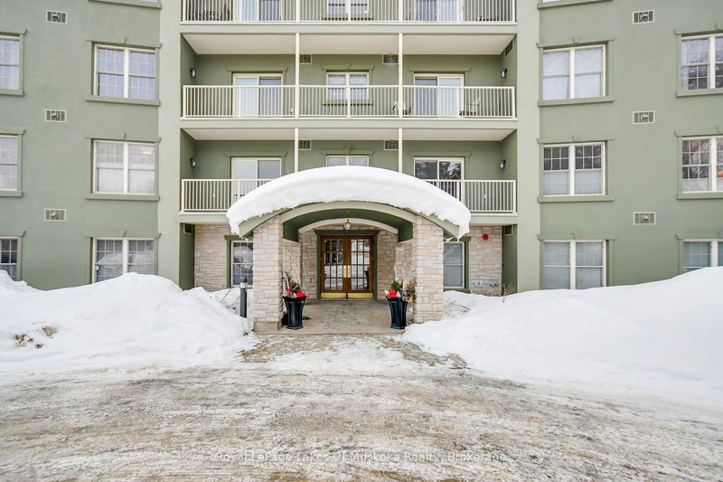 Unit 309 — 24 Ontario St, Bracebridge -  image-0-0