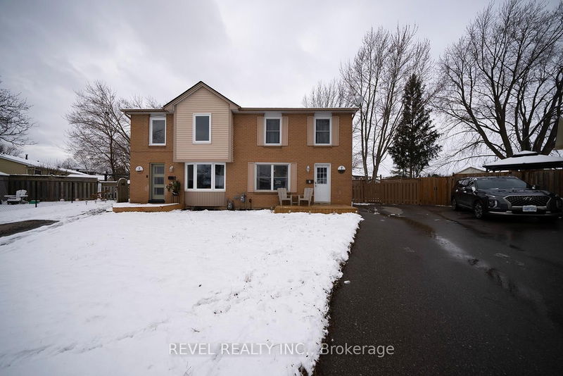 home for sale on 7 Fenwick Court