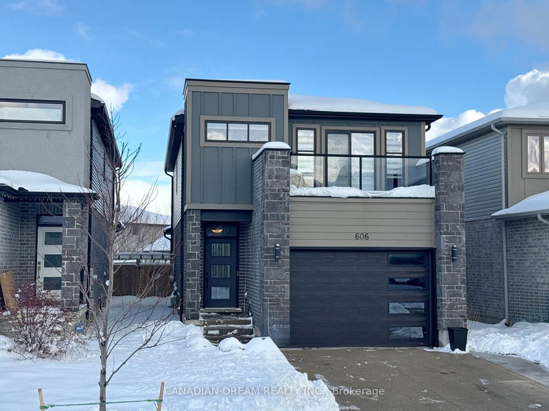 home for sale on 606 Freeport Street