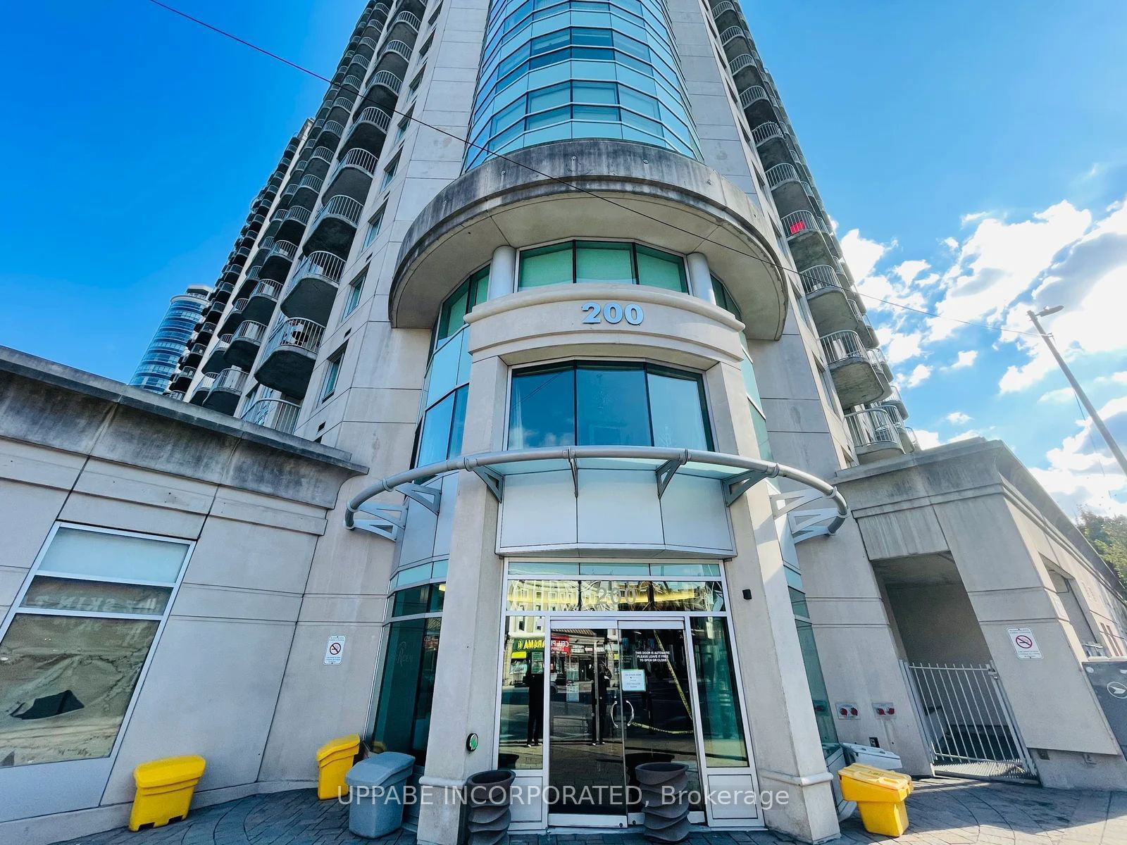 Condo leased at 807-200 Rideau Street, Lower Town - Sandy Hill, 4003 - Sandy Hill, K1N 5Y1 - MLS: X11905502